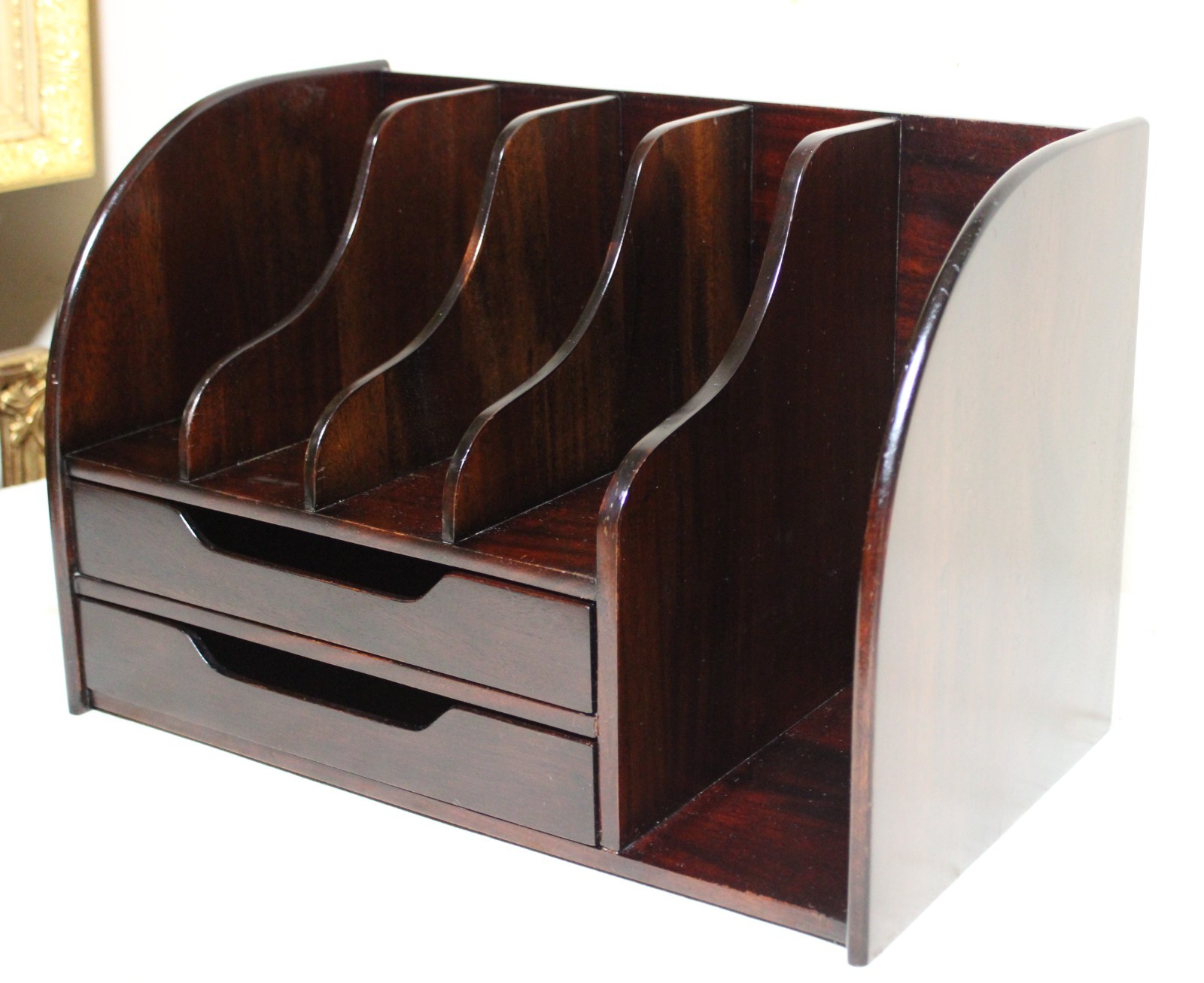 SUPERB VINTAGE MAHOGANY WOOD DESK ORGANIZER MAIL DRAWER MODERN SLOTS OFFICE FILE SUPERB VINTAGE MAHOGANY WOOD DESK ORGANIZER MAIL DRAWER MODERN SLOTS OFFICE FILE