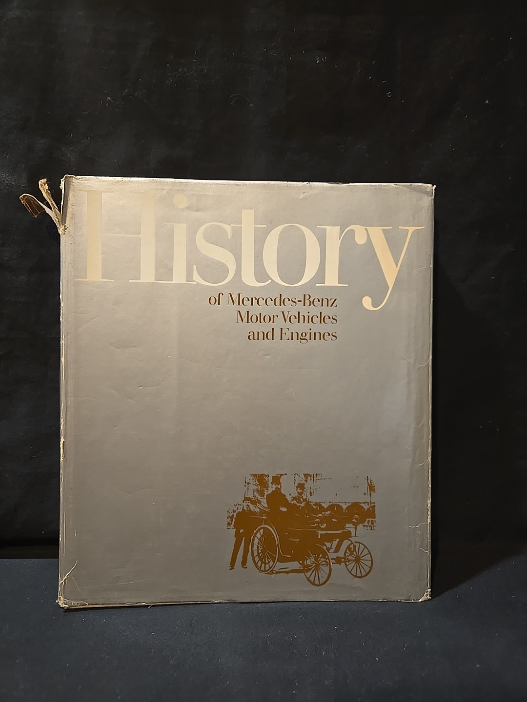 HISTORY OF MERCEDES MOTOR VEHICLES and ENGINES - Daimler-Benz - 1972/1973 5th ed