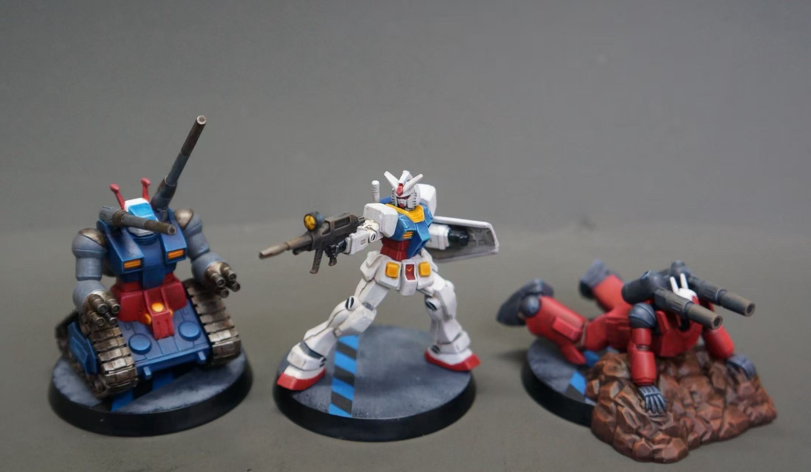 Painted GUNDAM ASSEMBLE ST01A Heroic Beginnings Miniature Set RX-78-2 Gundam