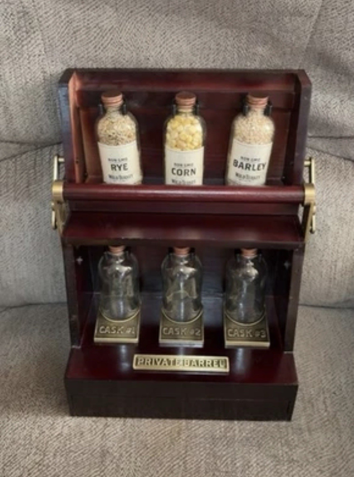 Wild Turkey Private Barrel Sampling Kit w/ Grains & Tasting Casts RARE Wild Turkey Private Barrel Sampling Kit w/ Grains & Tasting Casts RARE