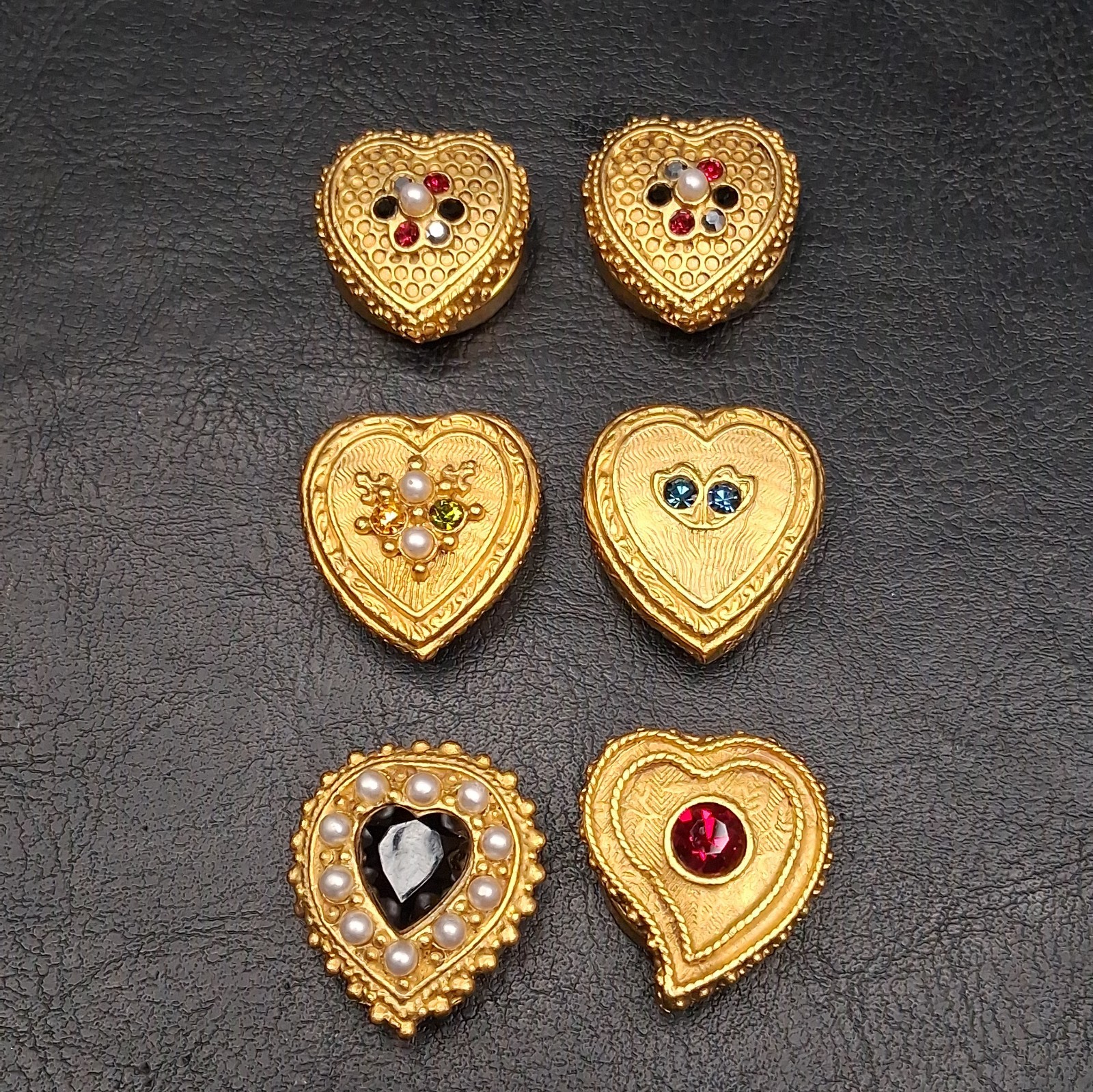 Vintage Set Of 6 Button Covers Heart Shape Multicolor Rhinestone F Peal. 18.822