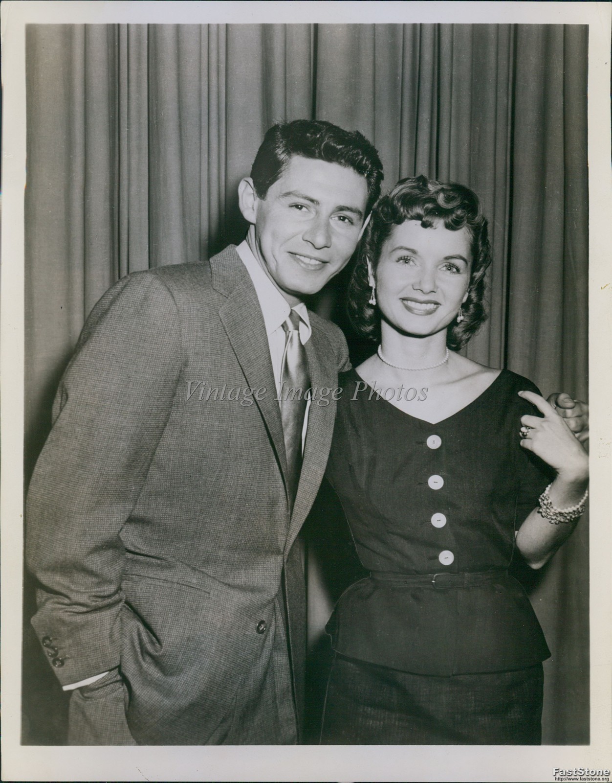 1955 Debbie Reynolds and Eddie Fisher Actress Actor Historic Vintage Photo 7x9