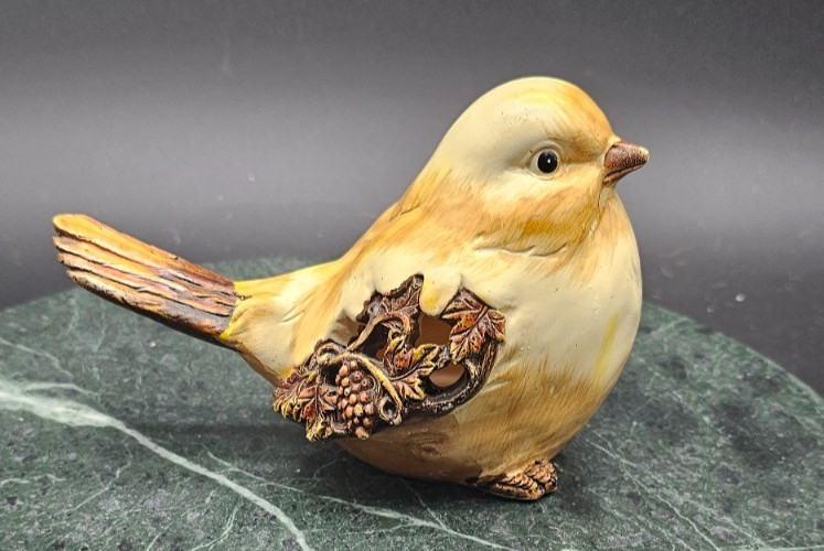 Ganz Bird Figurine Fall Leaves, Grapes & Cut-outs in Wings - Autumn Decor.    ii