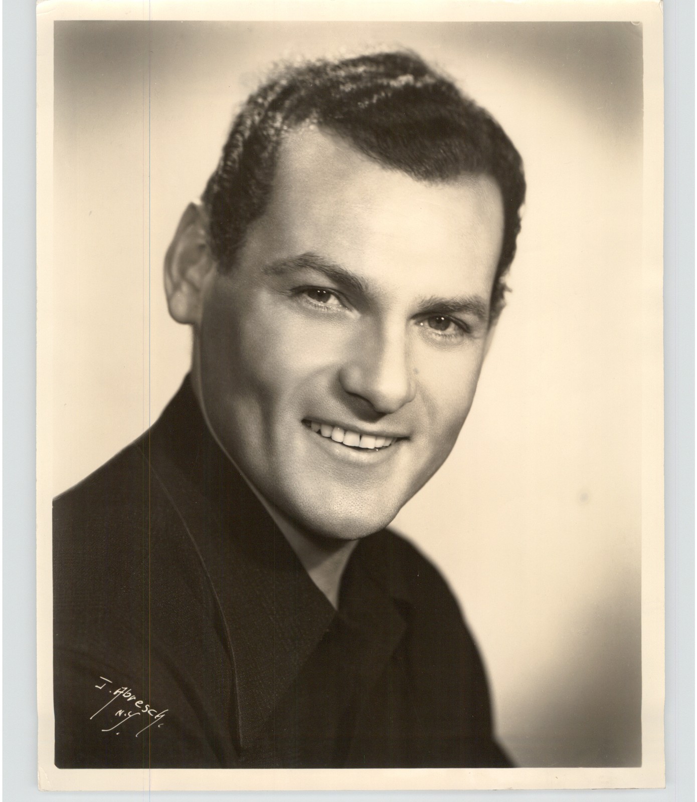 San Carlo OPERA Co. Tenor JOHN CORTAY Portrait 1950 Press Photo James Abresch San Carlo OPERA Co. Tenor JOHN CORTAY Portrait 1950 Press Photo James Abresch