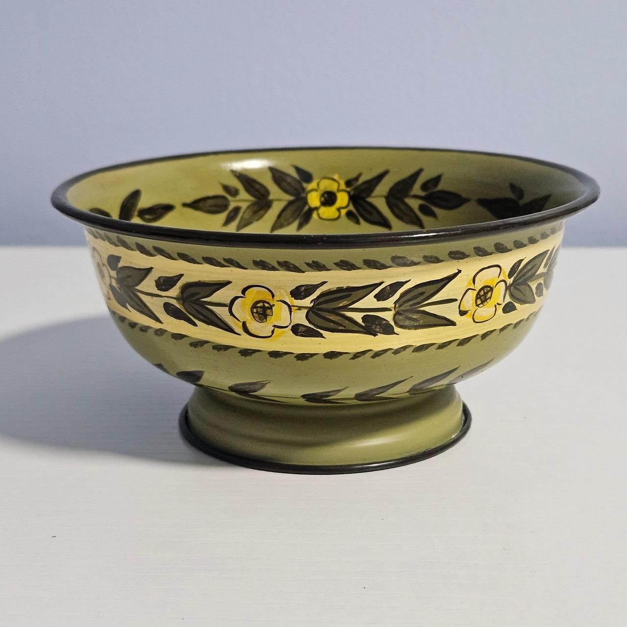 Vintage 1973 Hand-Painted Toleware Folk-Art Pedestal Bowl