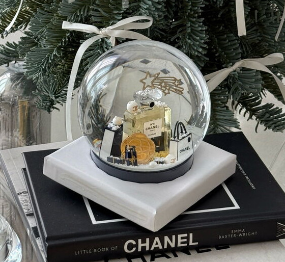 2025 CHANEL Snow Globe Christmas Limited Edition with Original Box NEW