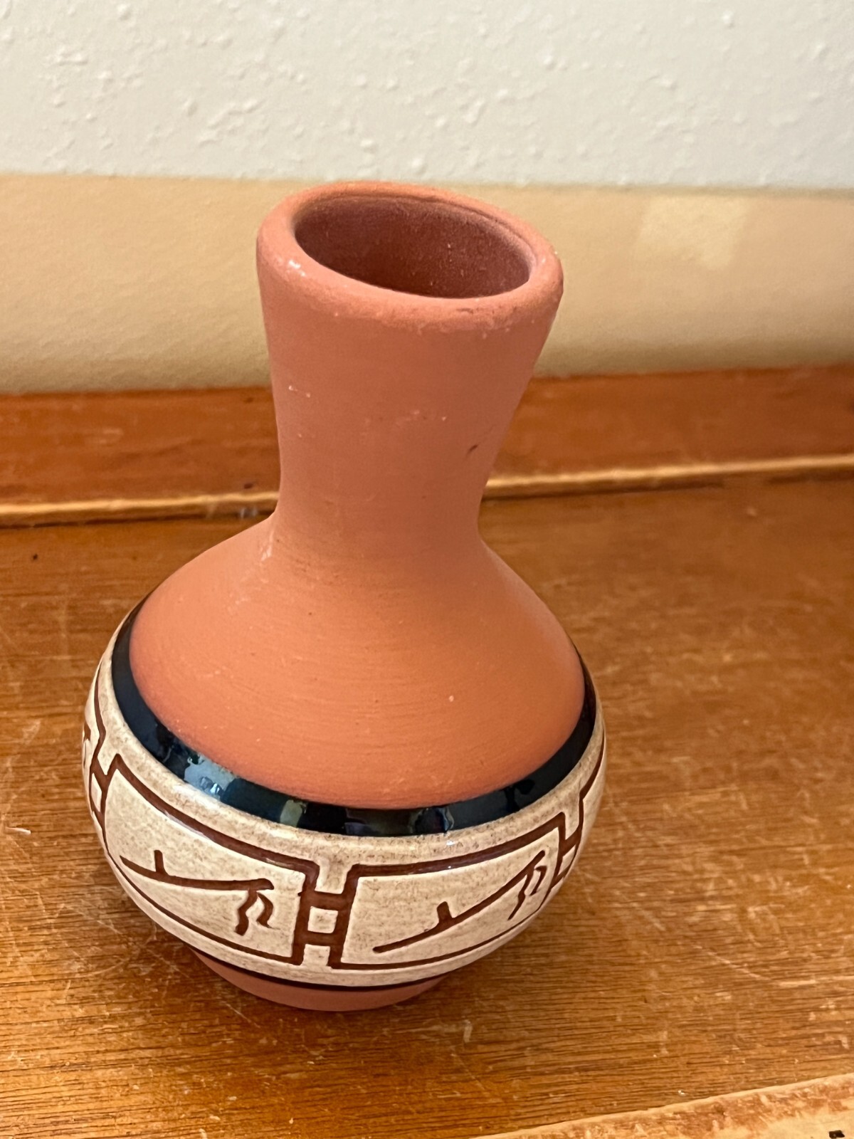 Artist Signed Small Terra Cotta Pottery w Southwest Glaze Ring Vase  – 4.25 inch