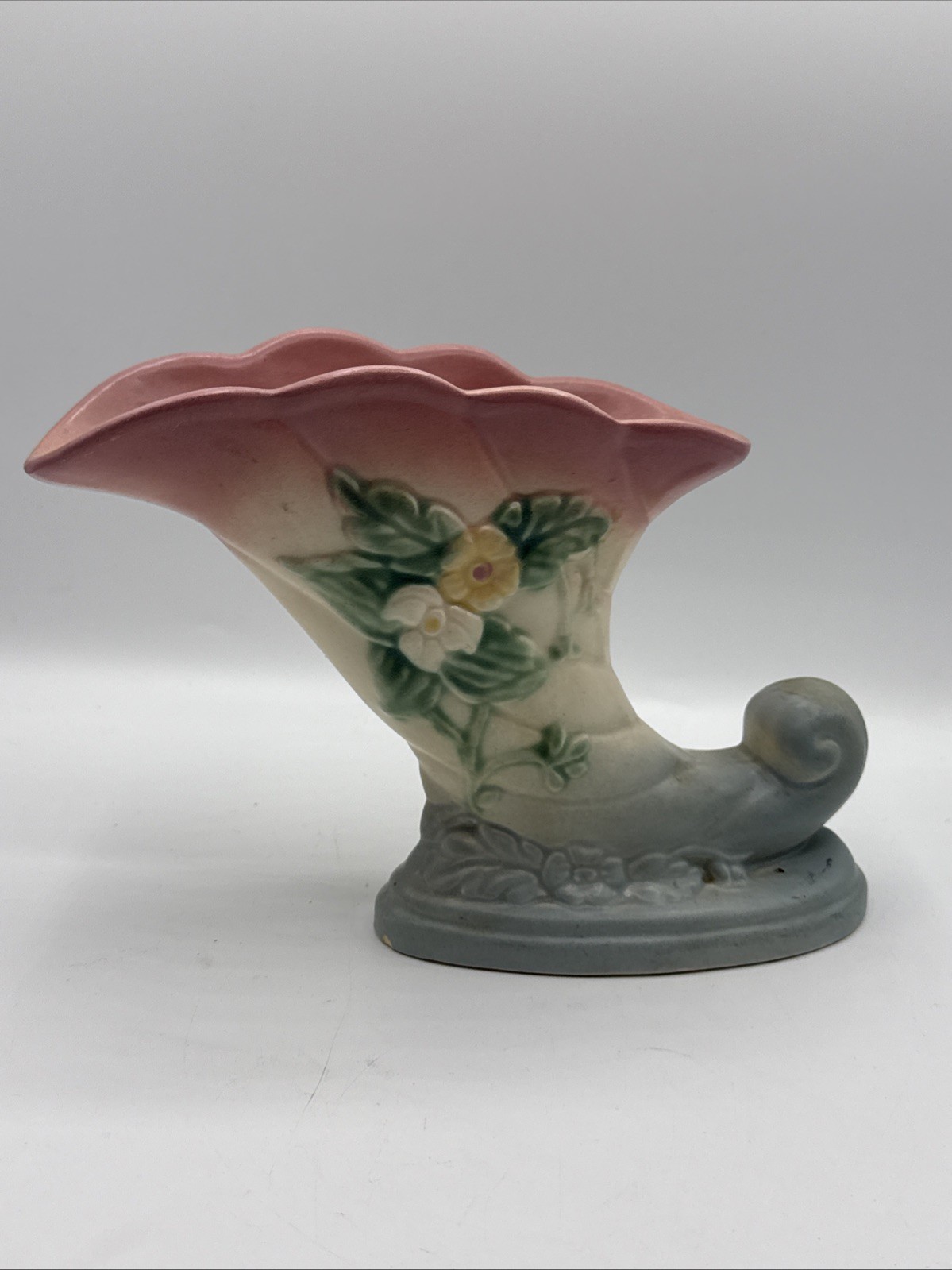VTG Hull Art Pottery Cornucopia Vase Pink & Blue Wildflower W-7 7-1/2 VTG Hull Art Pottery Cornucopia Vase Pink & Blue Wildflower W-7 7-1/2