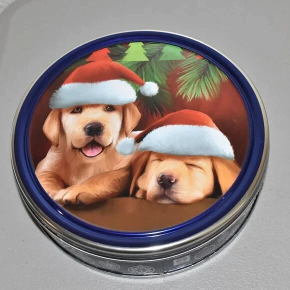 Very Cute Puppy Dog Christmas Tin