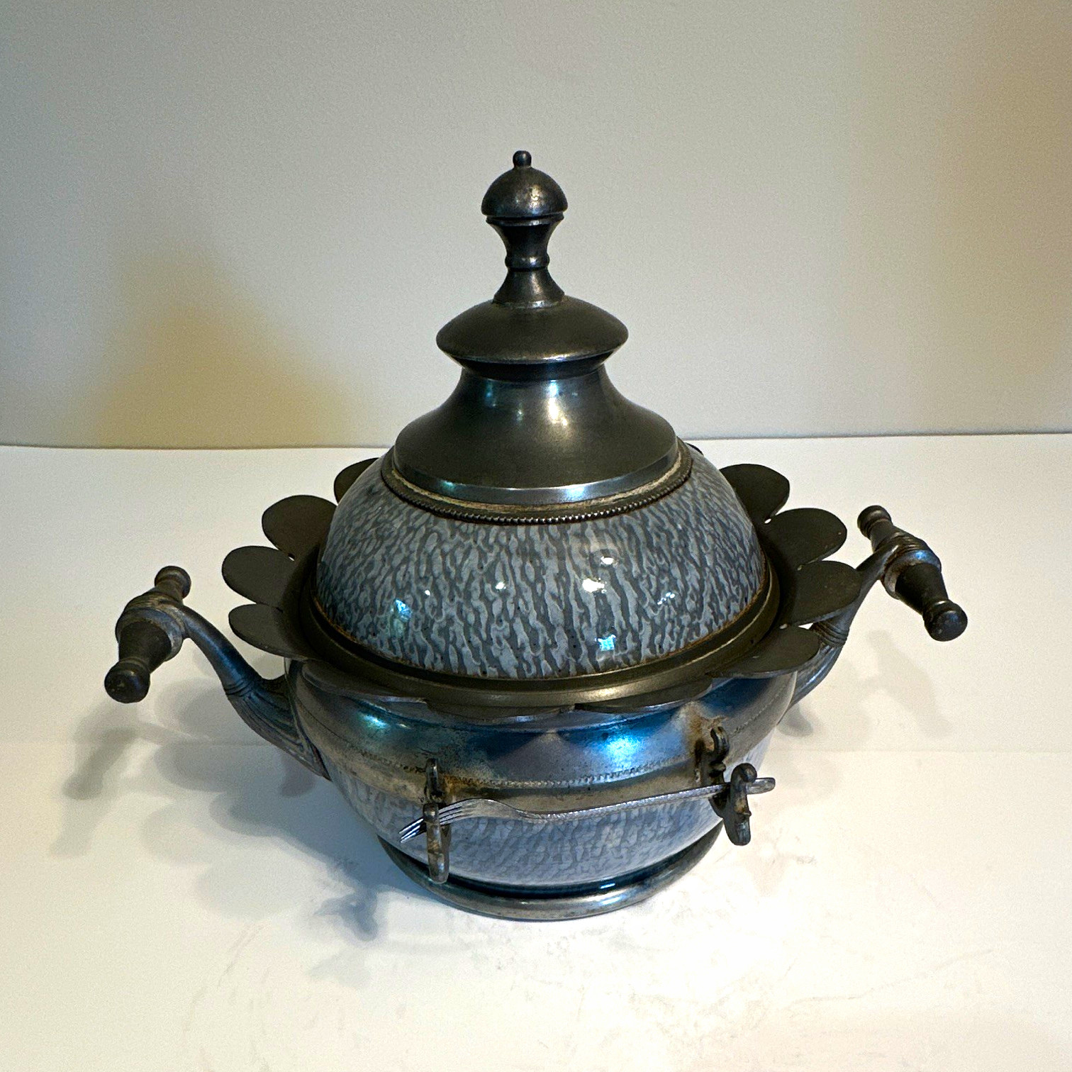 Antique graniteware / pewter gray covered butter bowl with lid/center inser