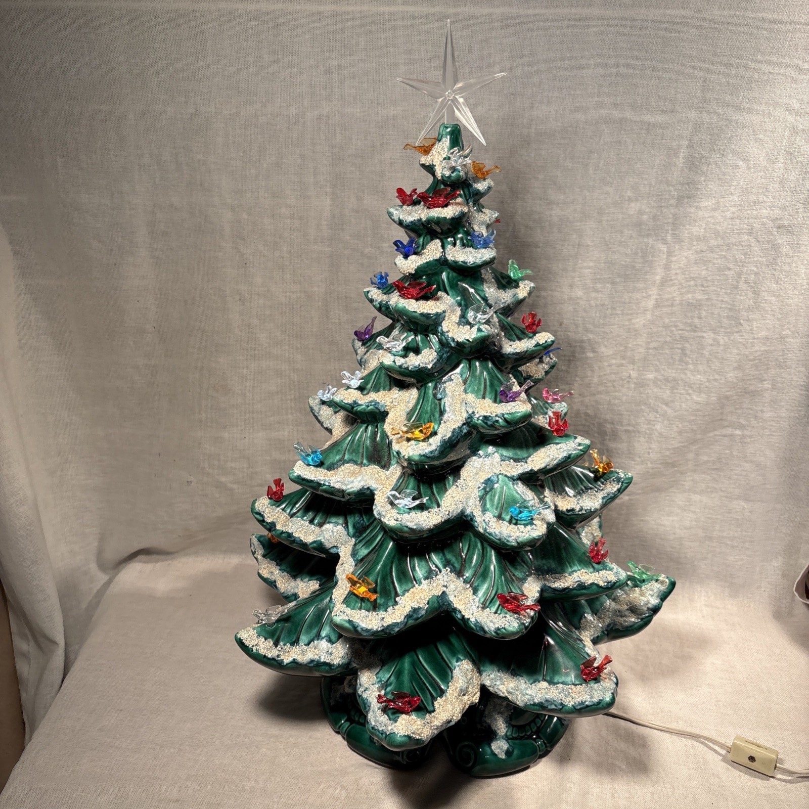 Vintage Amazing Ceramic Frosted Christmas Tree 18