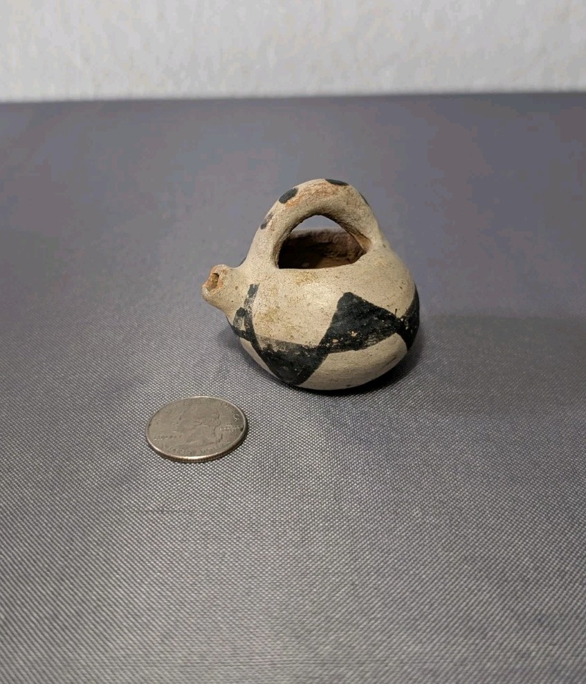 Antique Vintage Old Primitive ACOMA POTTERY Small Miniature Pot