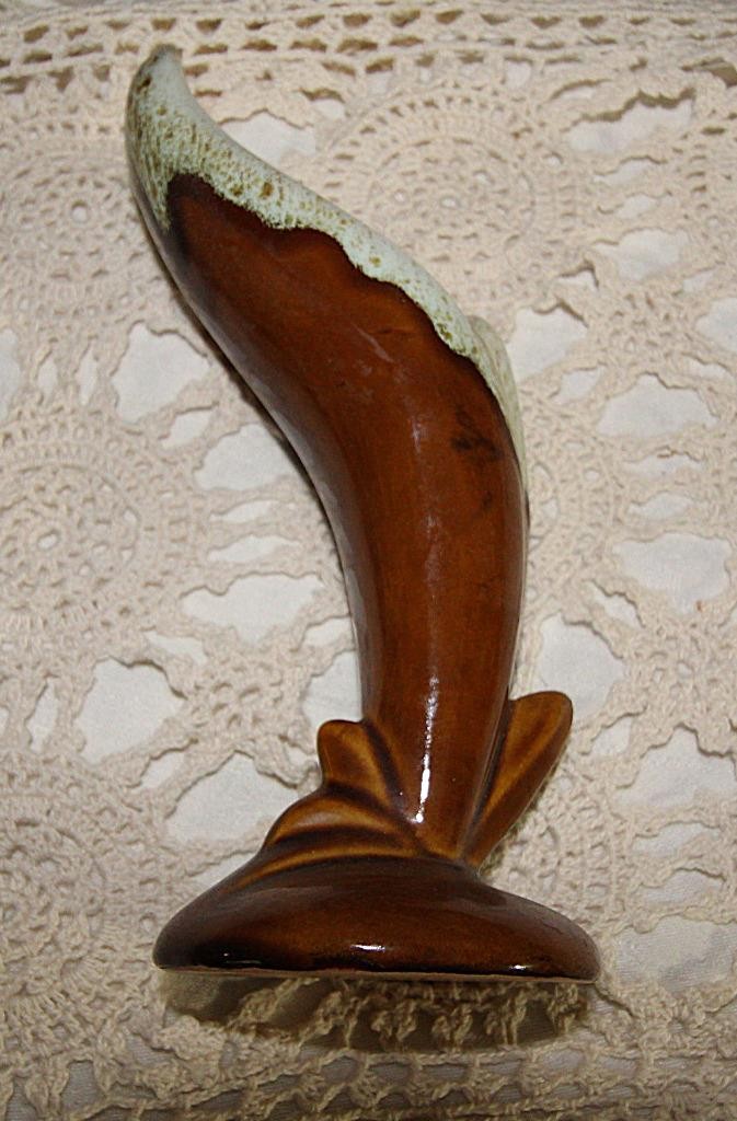 Vintage Van Briggle Pottery Drip Glaze Bird of Paradise Bud Vase Brown 8 3/4\
