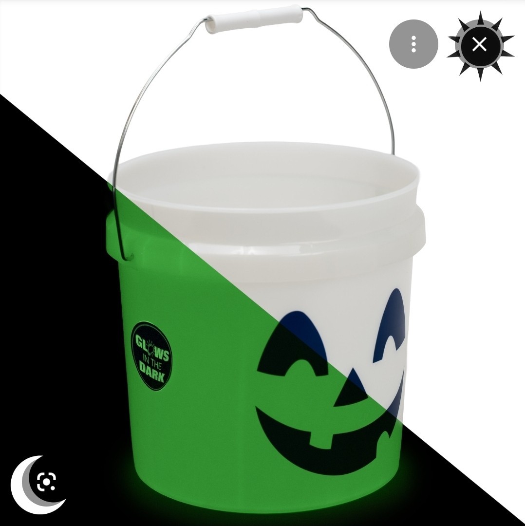  Lowe\'s Halloween Bucket 2026  2 Gal  Glow In The Dark