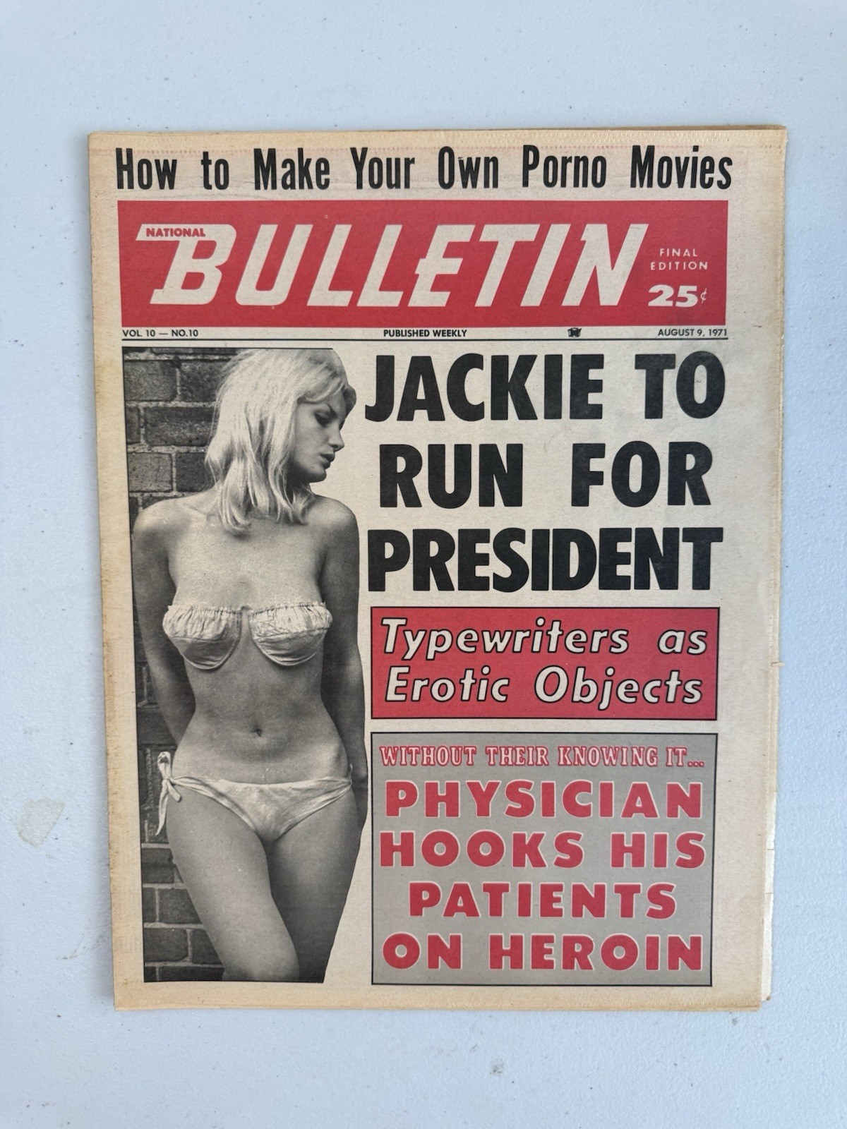 1971 August 9th National Bulletin Newspaper, Jackie Kennedy for President (VRN4 1971 August 9th National Bulletin Newspaper, Jackie Kennedy for President (VRN4