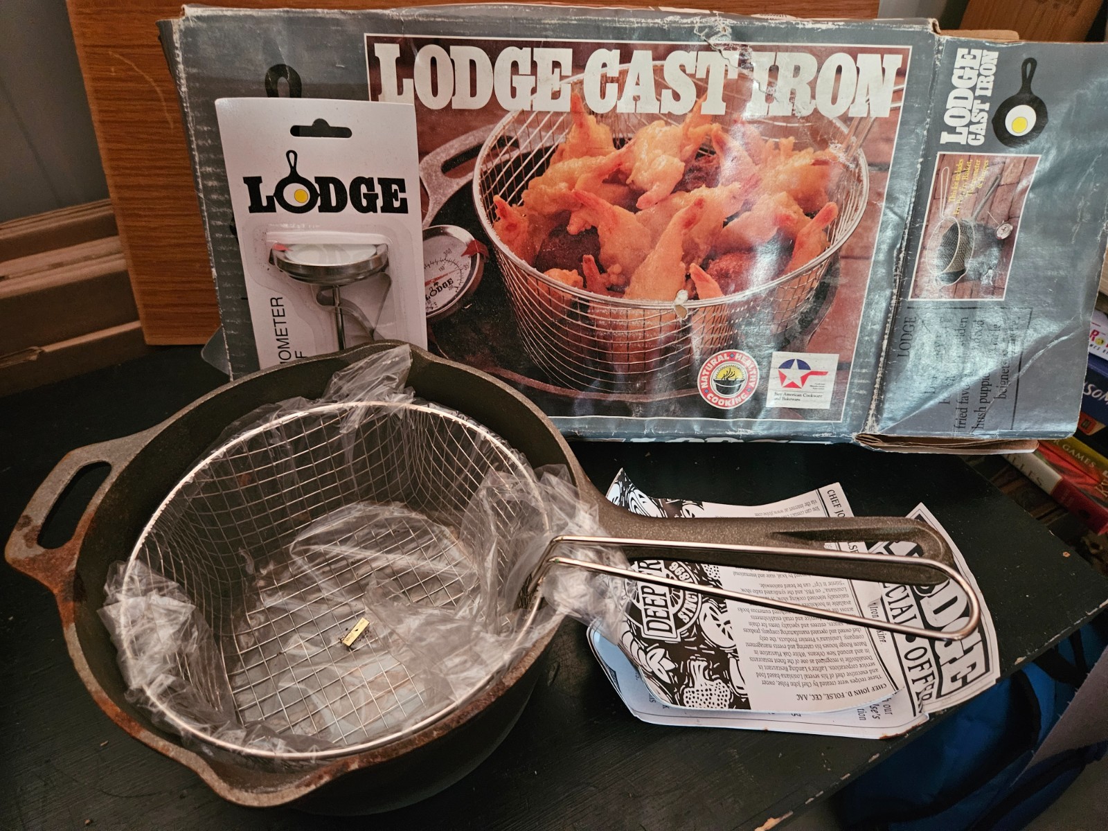 nos Vintage LODGE Cast Iron 5 Qt. Pot With Handle & Double Spout 5SP USA