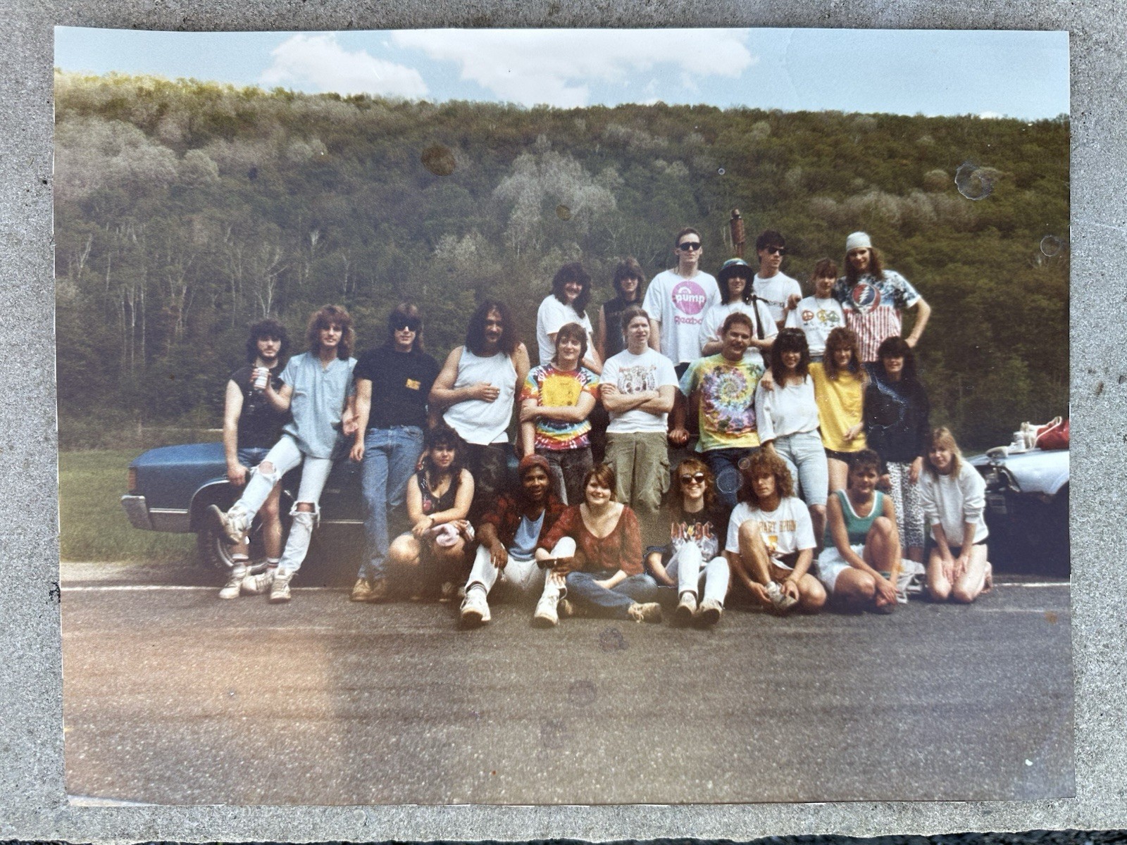 Vintage 1980s 80s Friends Group Photos Vintage Tshirts Cigarettes Beer Band Pic