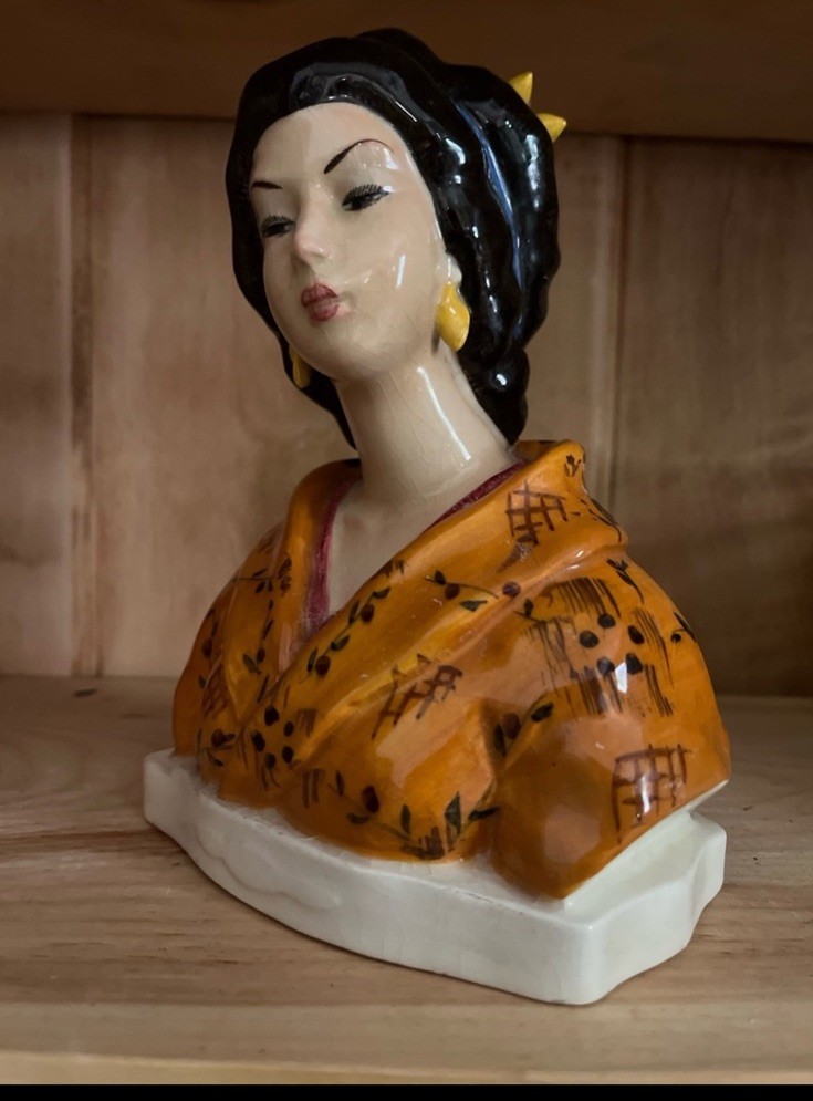 Vintage 50’s 60’s Geisha porcelain sculpture handmade in Italy