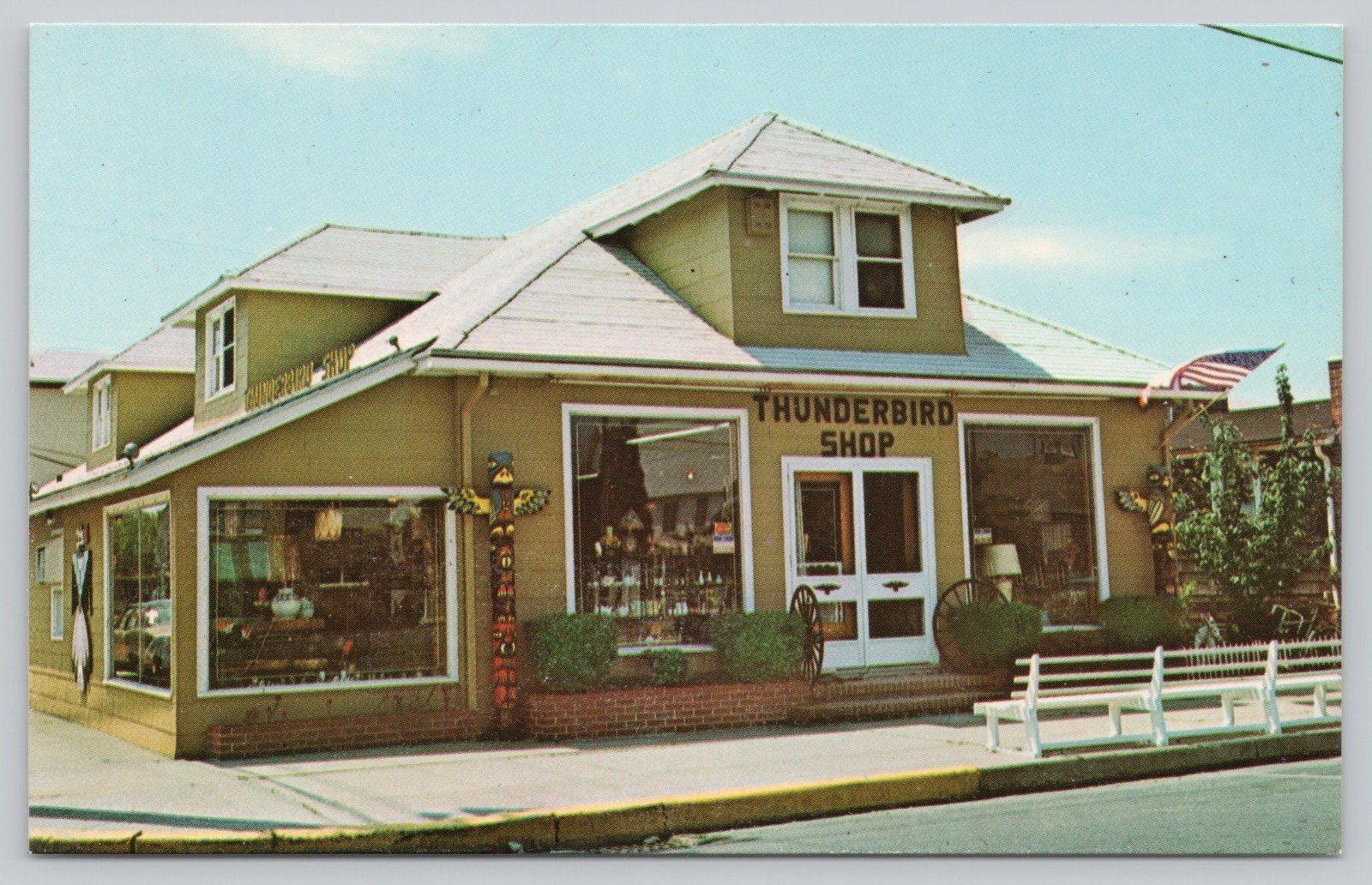 Thunderbird Shop, 62 Rehoboth Avenue, Rehoboth Beach DE Delaware Postcard