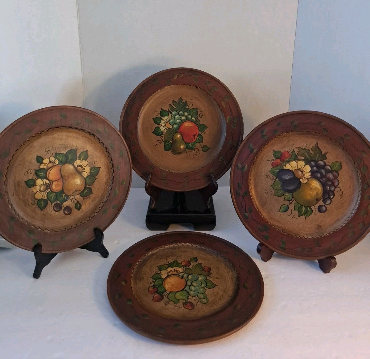 Vtg Hand Painted Wooden Fruit Plates Set of 8 Signed Dated 1982 Tole Folk Art 9