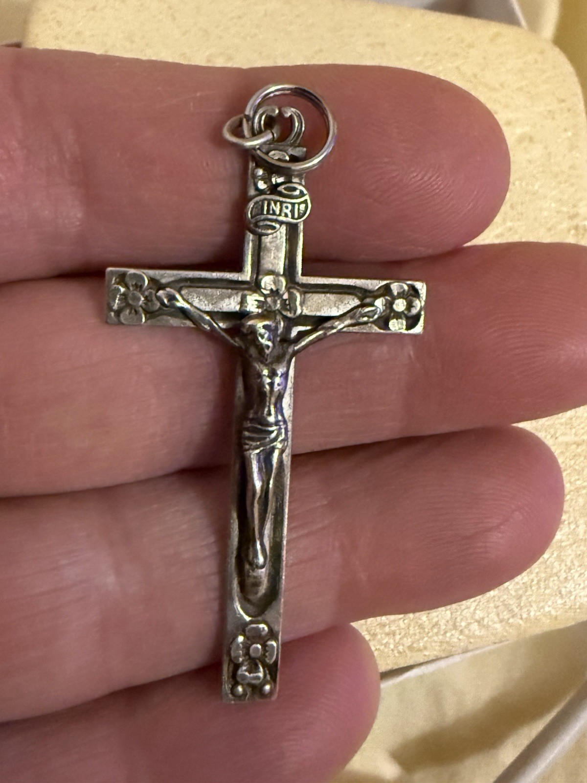 VTG CIRCA 1915 ANTIQUE WOLCOTT  Sterling Cross Crucifix 2” X 1”