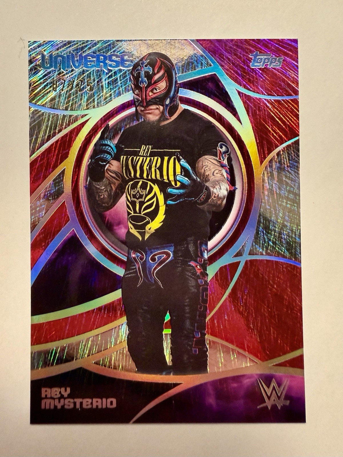 2026 Topps WWE Universe Rey Mysterio RAW Magenta Magnetic Parallel /75