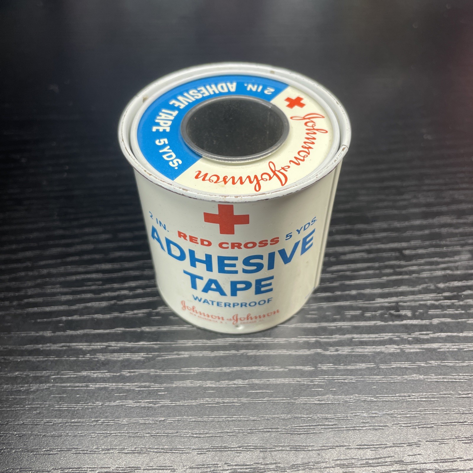 Vtg Johnson & Johnson Red Cross Waterproof Adhesive Tape Metal Tin m12