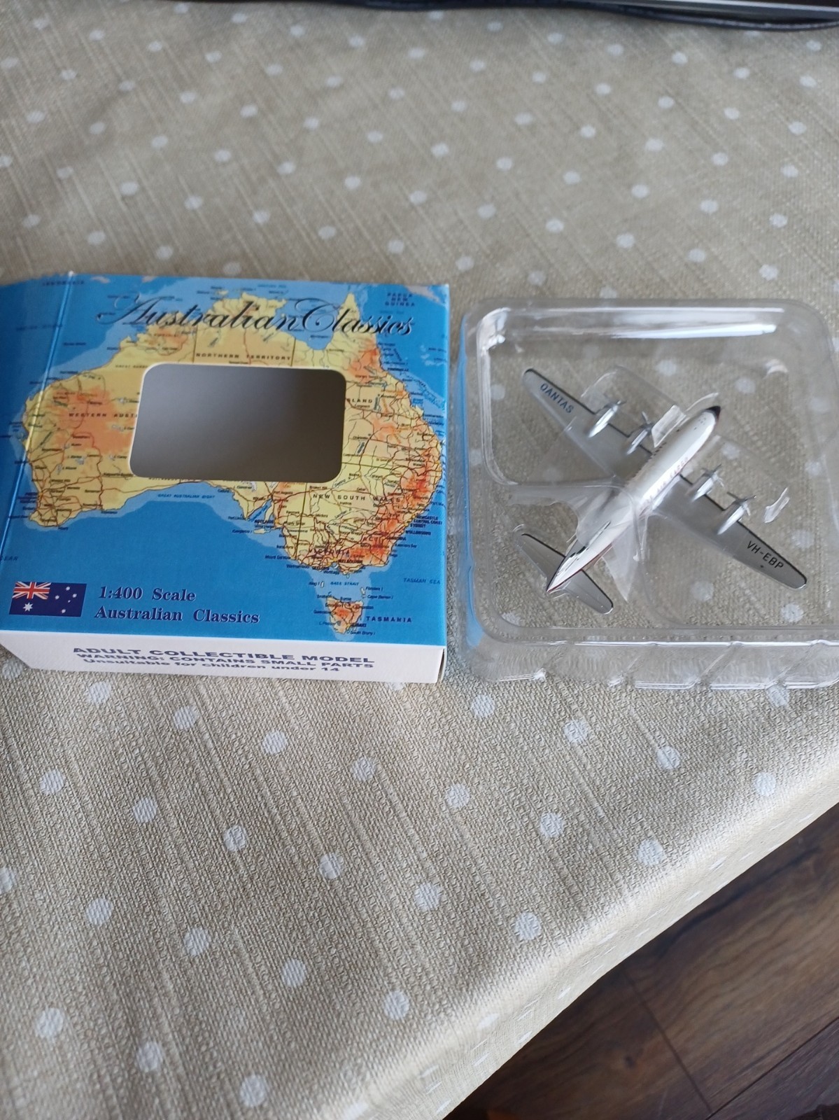 Aeroclassics Australian Classics Douglas DC-4 VH-EBP QANTAS AIR CARGO 1:400 LL18