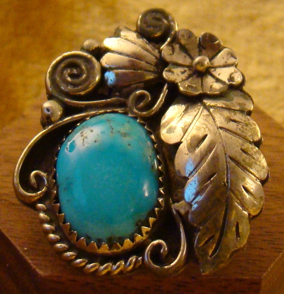 Vintage Sterling Silver and Turquoise Navajo Ring Size 7.75 Old Pawn