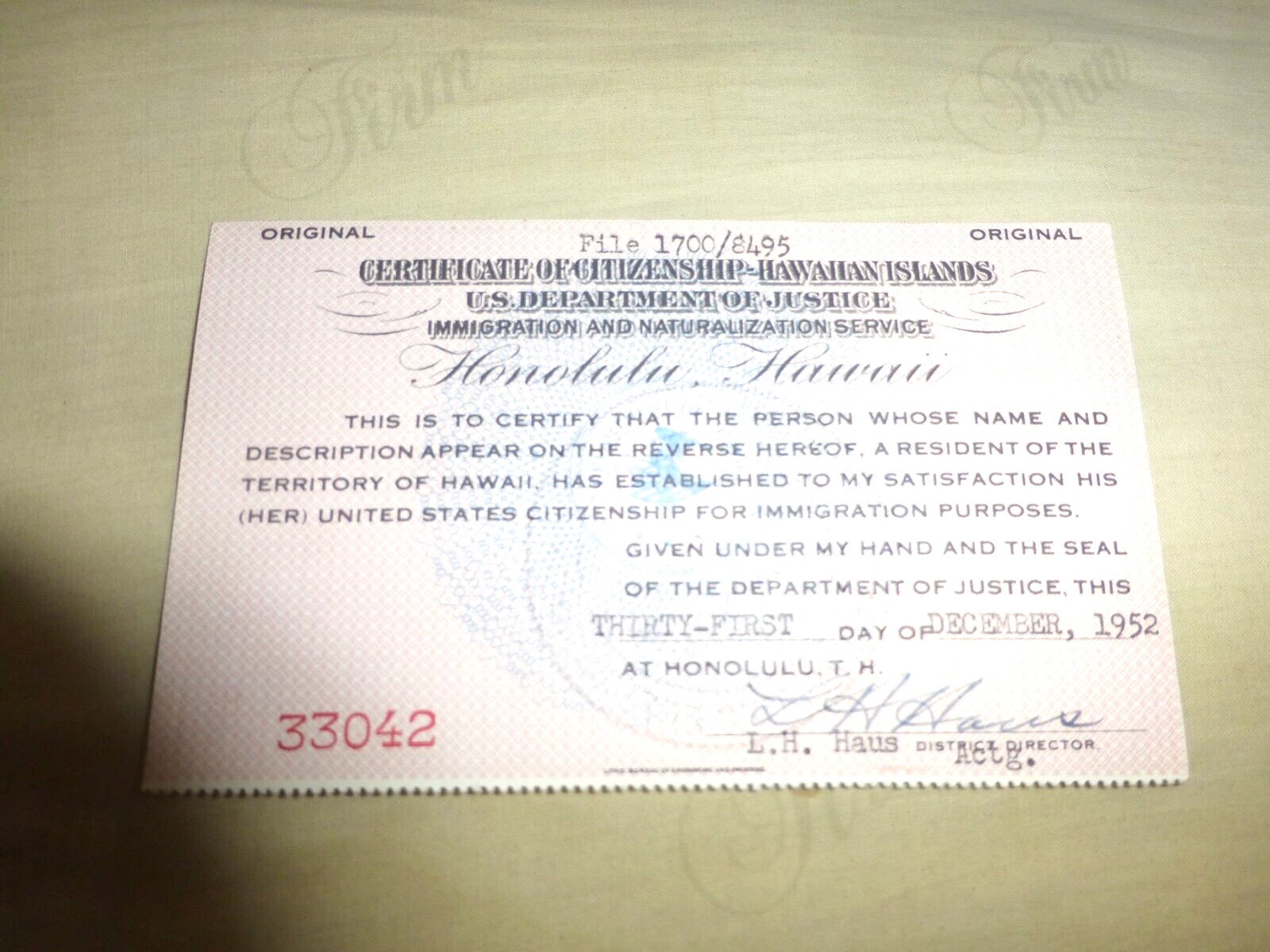 VINTAGE 72 YEARS OLD HONOLULU HAWAII CITIZEN CARD PHOTO HAWAIIAN ISLANDS 1952