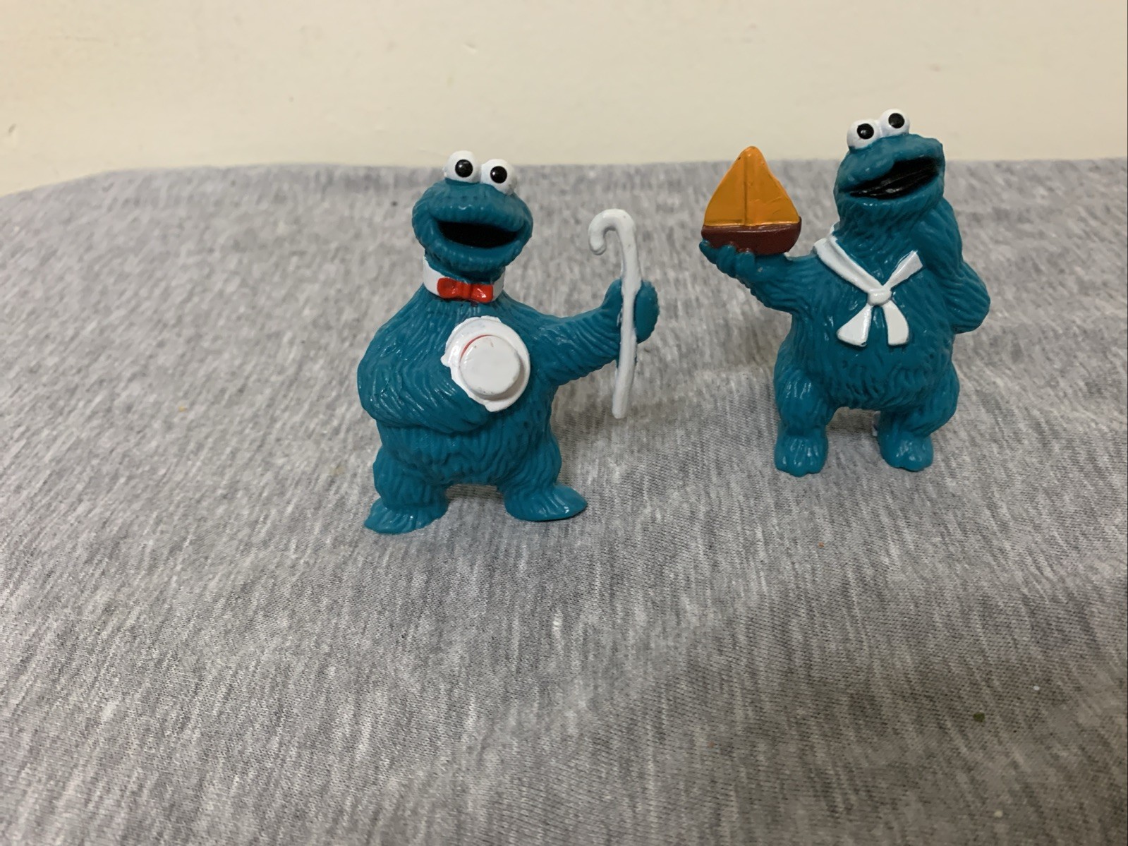 Vintage 1980s Tara Toys Sesame Street Cookie Monster Lot of 2 Figures