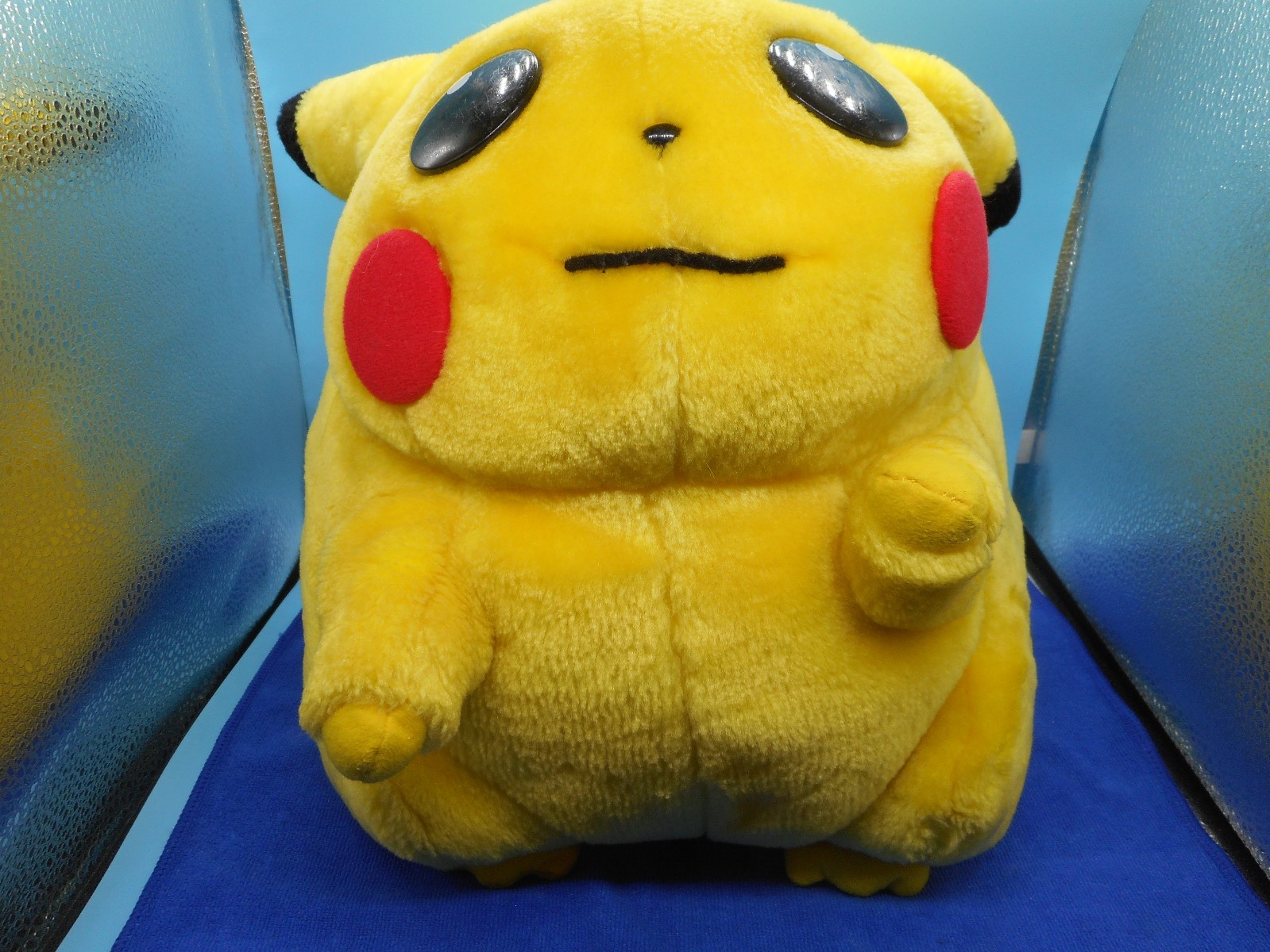Original Vintage Play-By-Play Jumbo Pikachu Pokemon Arcade Prize Plush Character