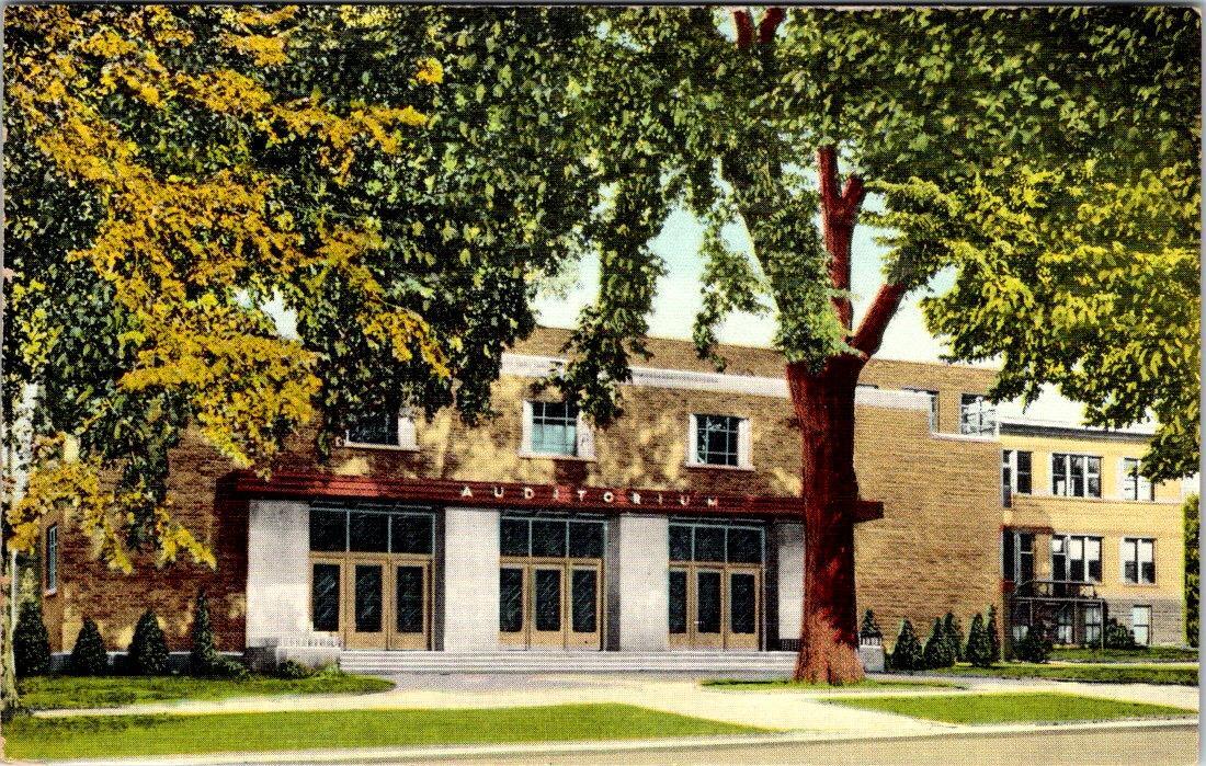 Watseka, IL Illinois COMMUNITY HIGH SCHOOL  AUDITORIUM~GYM*  1947 Linen Postcard