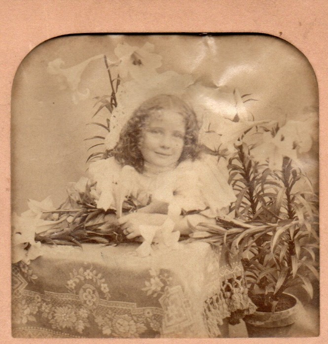 1897 Hold to Light Tissue, A Living Picture.  Stereoview Photo