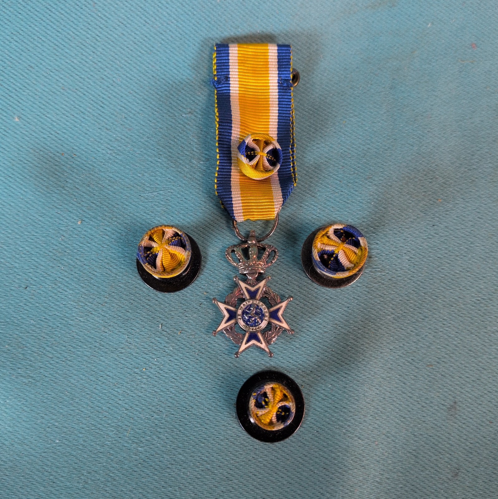 Antique Netherlands Order Orange-Nassau Knight Miniature Hallmarked w Rosettes