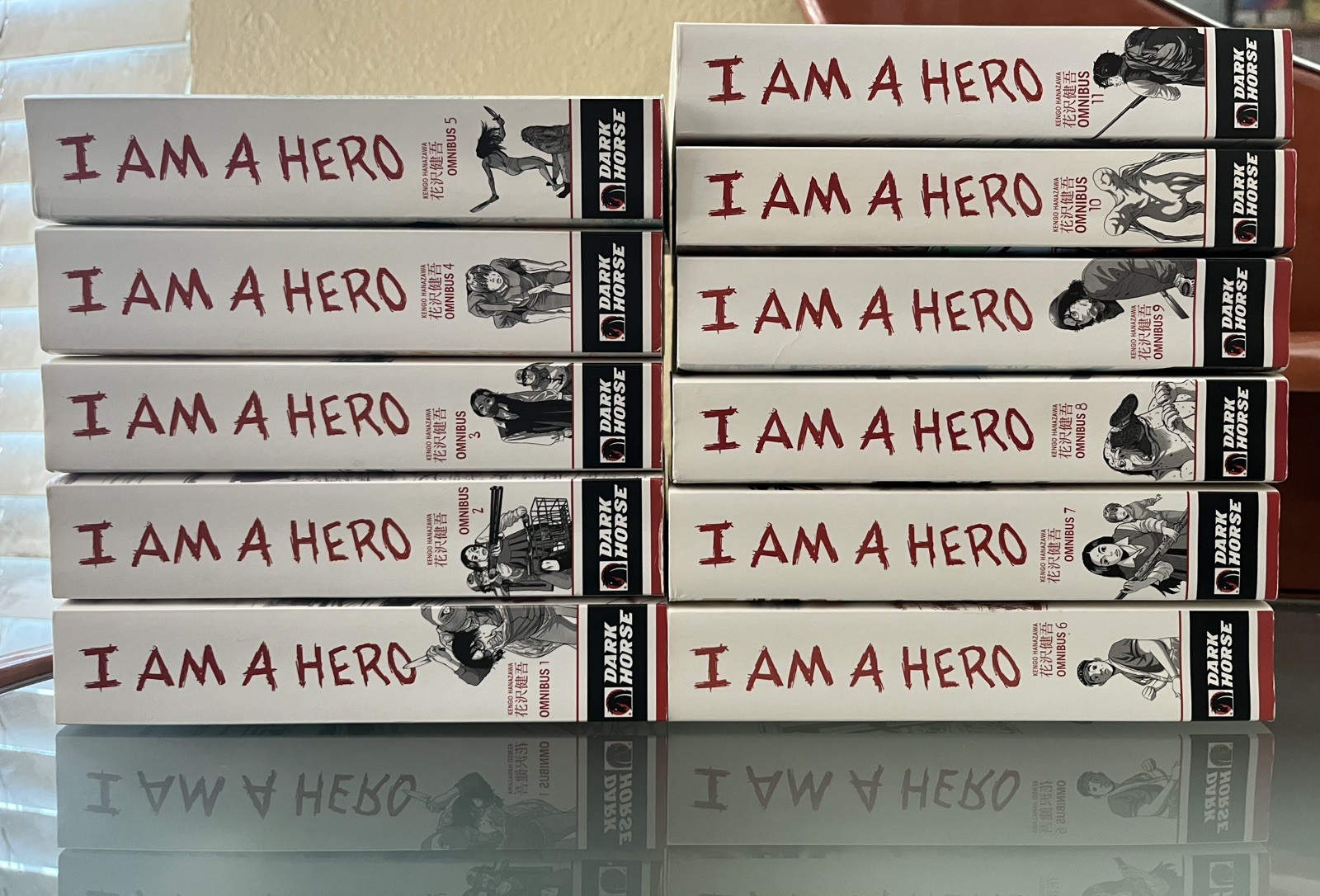 I Am A Hero Omnibus Manga Volumes 1-11 Complete English Dark Horse