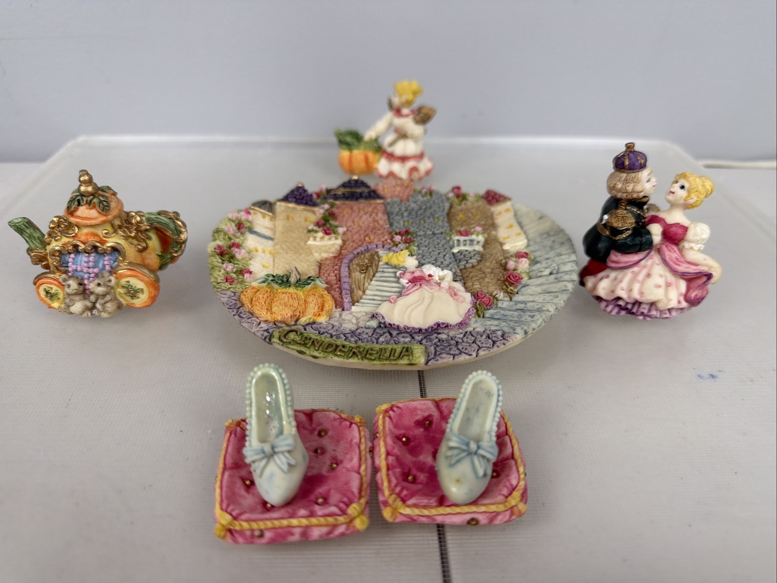 Popular Imports Miniature Cinderella Miniature Children’s Tea Set 10 Piece 1997