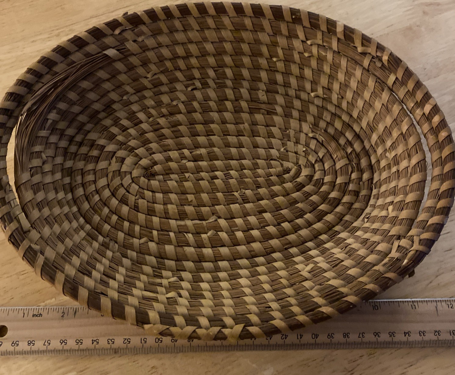 Vintage Gullah Sweet grass Oval Basket Vintage Gullah Sweet grass Oval Basket