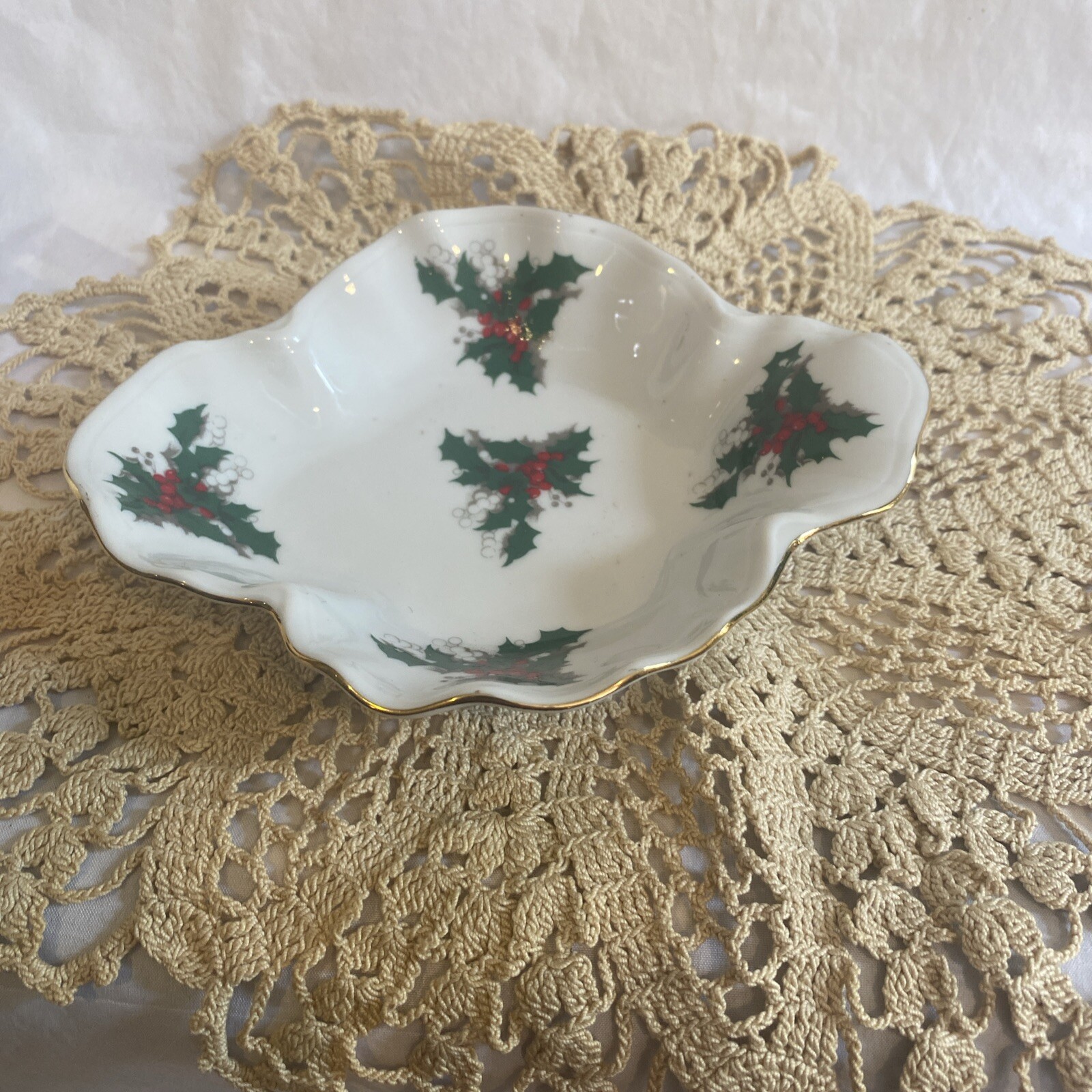 Lefton China Hand Painted 7813 Small Christmas Holly candy or nuts dish vintage