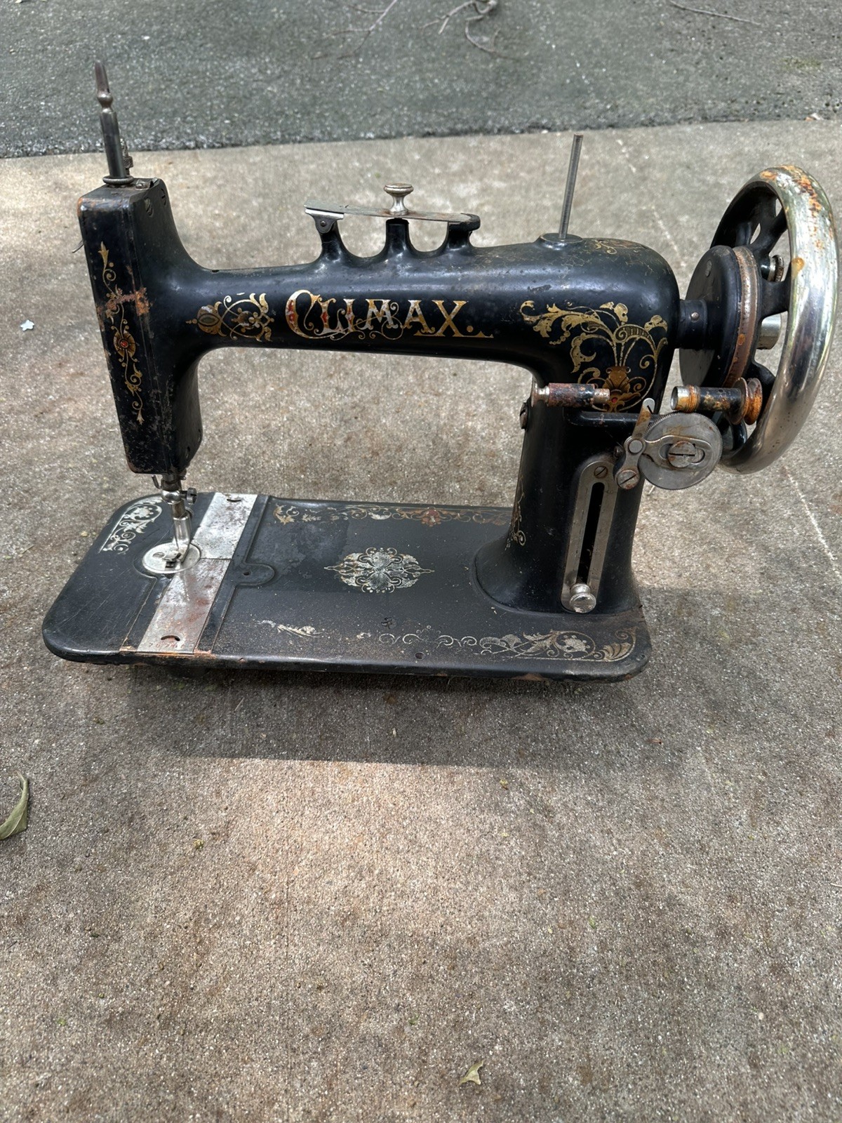 Vintage Climax Sewing Machine For treadle base (not included)