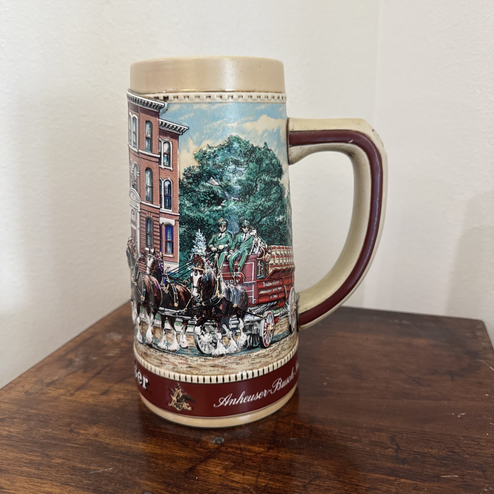 Budweiser NATIONAL HISTORICAL LANDMARK SERIES Old School House Beer Stein 7.5\