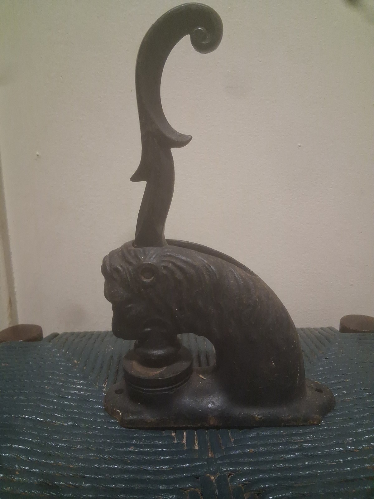 Antique Gothic Large Heavy Cast Iron Lion Head Seal Stamp
