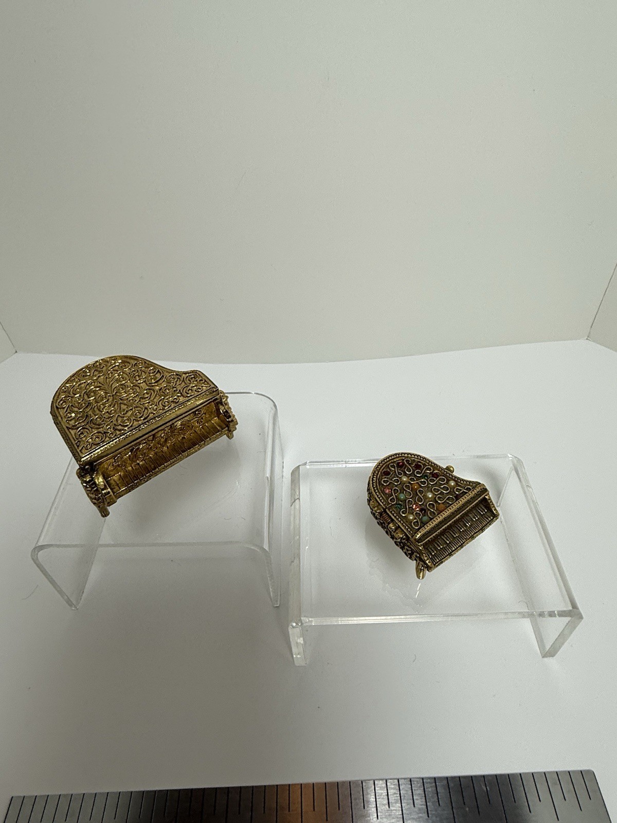 VINTAGE 1970s Perfume Solids- Avon Grand piano & Judy Lee jeweled grand piano451