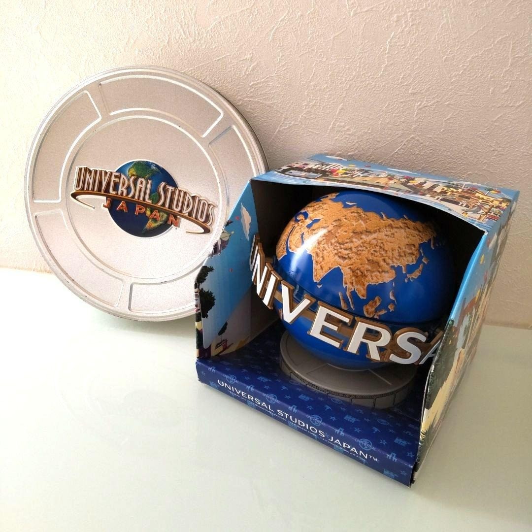 USJ 2001 Opening Year Vintage Souvenir Tins Globe Film Reel Universal Studios USJ 2001 Opening Year Vintage Souvenir Tins Globe Film Reel Universal Studios