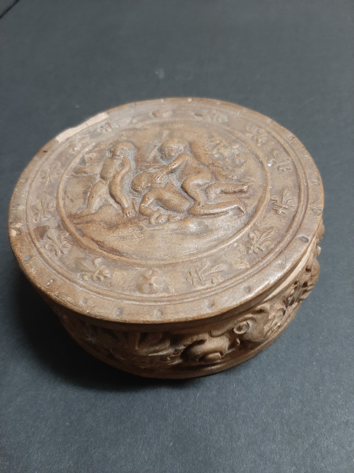 Antique Italian Terracotta Trinket Putti Cherub Relief Angelo Ricceri Impruneta Antique Italian Terracotta Trinket Putti Cherub Relief Angelo Ricceri Impruneta