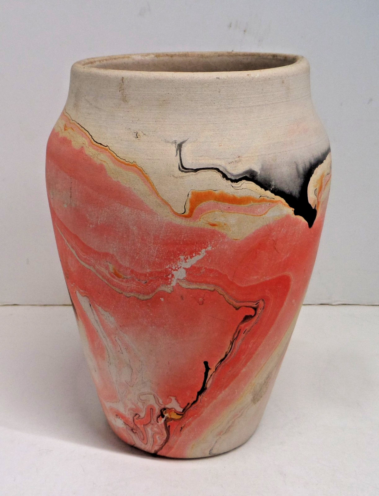 Nemadji Indian pottery vase 6 3/8 Nemadji Indian pottery vase 6 3/8