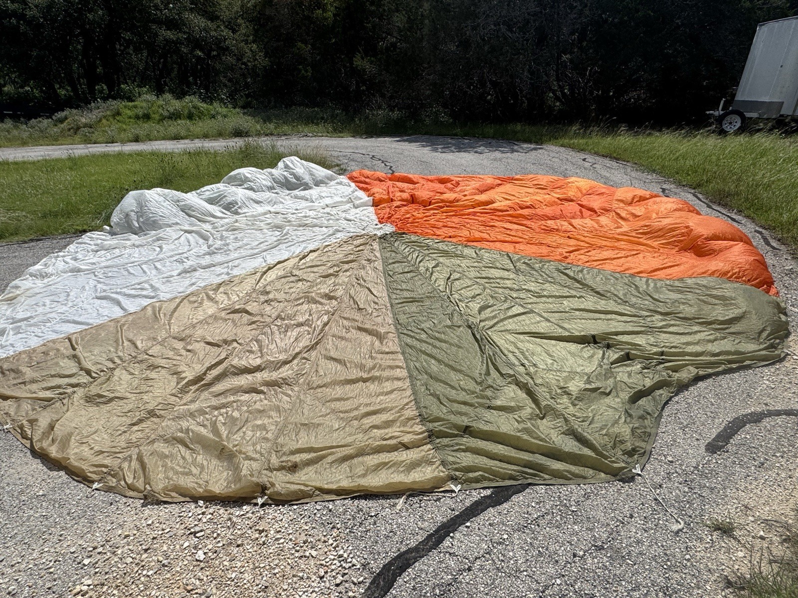 Vintage 1960’s 28 FT. MILITARY 4 COLOR C-9 PARACHUTE CANOPY Without Lines