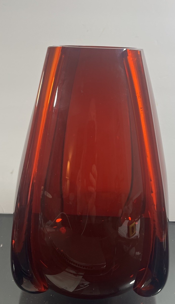 Vintage Global Views Sommerso Style Tapered 11  1/2” Vase Italy