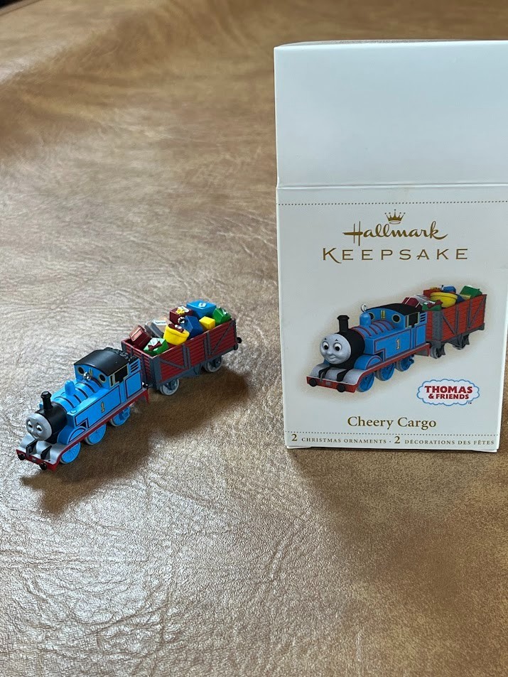 Hallmark Keepsake Ornament Thomas & Friends Cheery Cargo Train Engine Set 2006