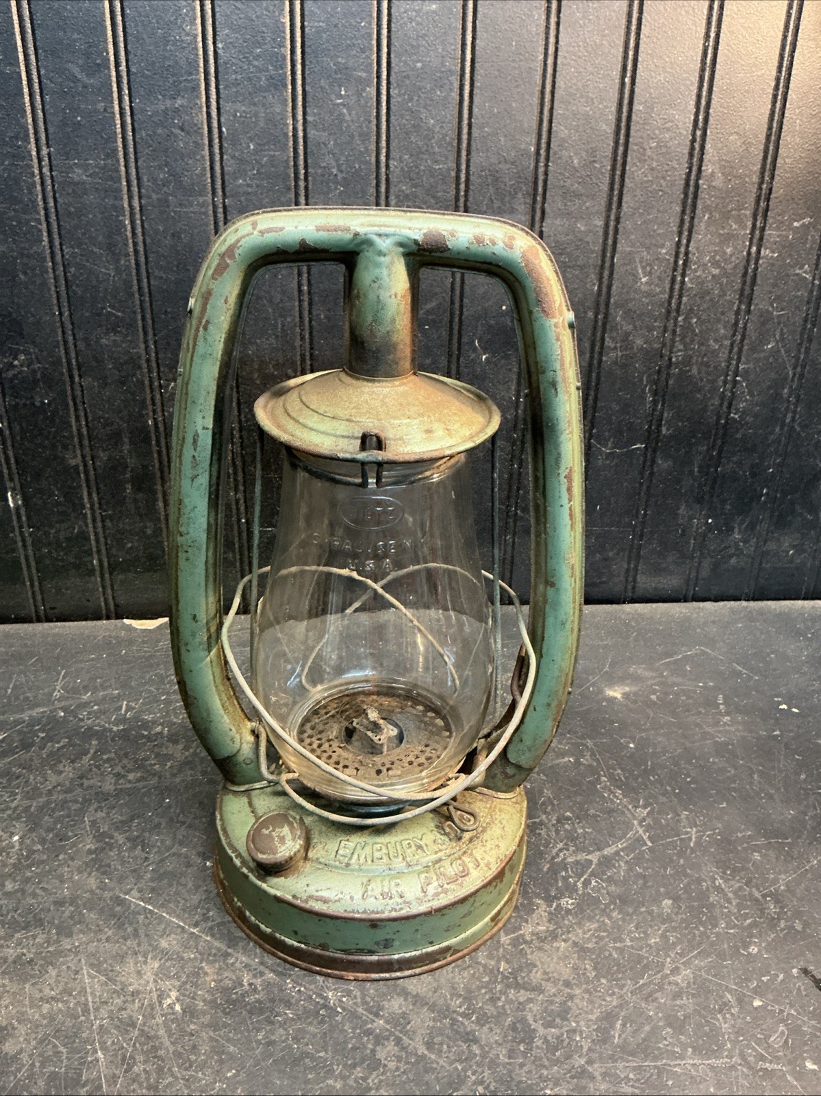 Embury No 2 Air Pilot Green Kerosene Star Bottom Lantern w Dietz H LOC-NOB Globe